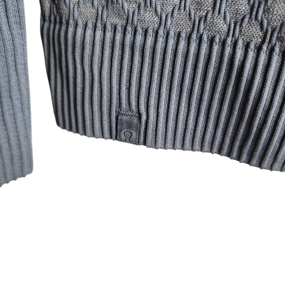 Lululemon Shirt Women's 8 Medium Blue Rest Less Half Zip Pullover Quilted Thumbh - Picture 10 of 10